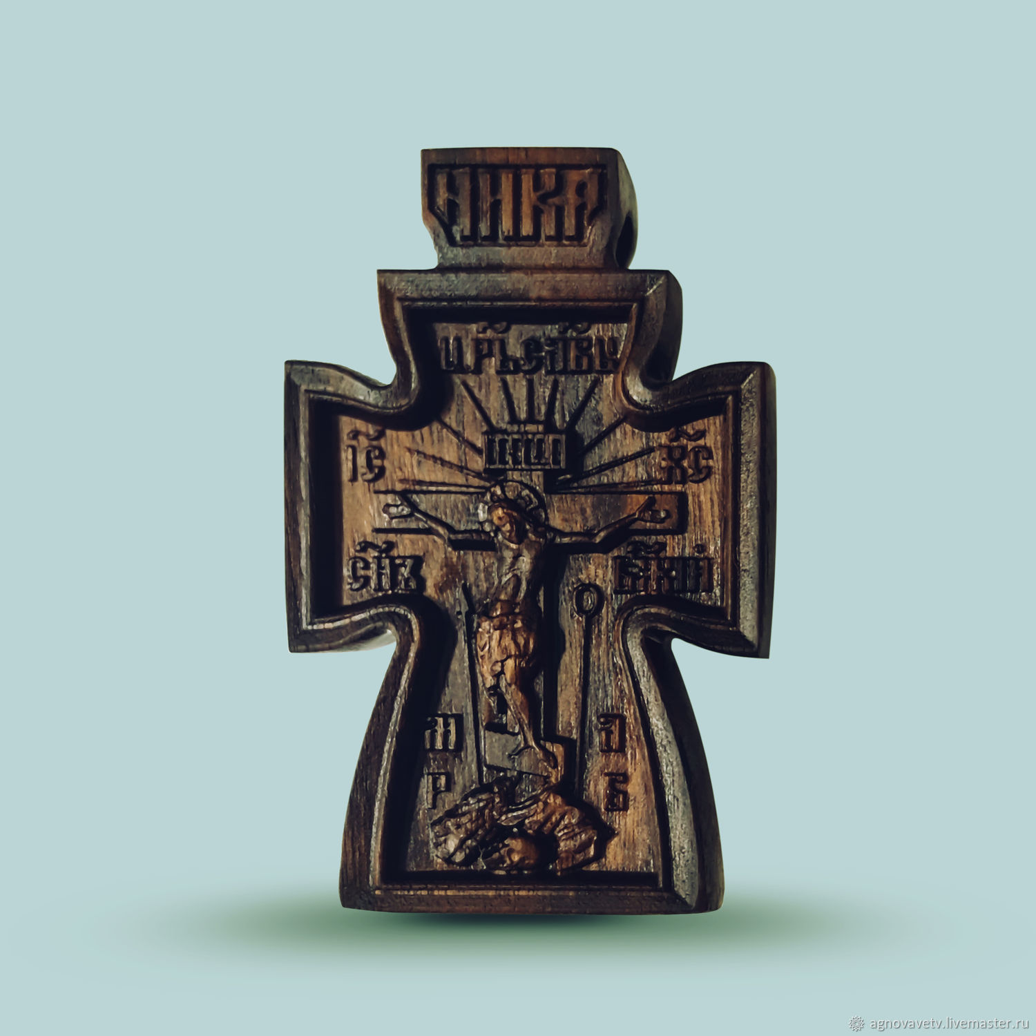 Православные нательные деревянные