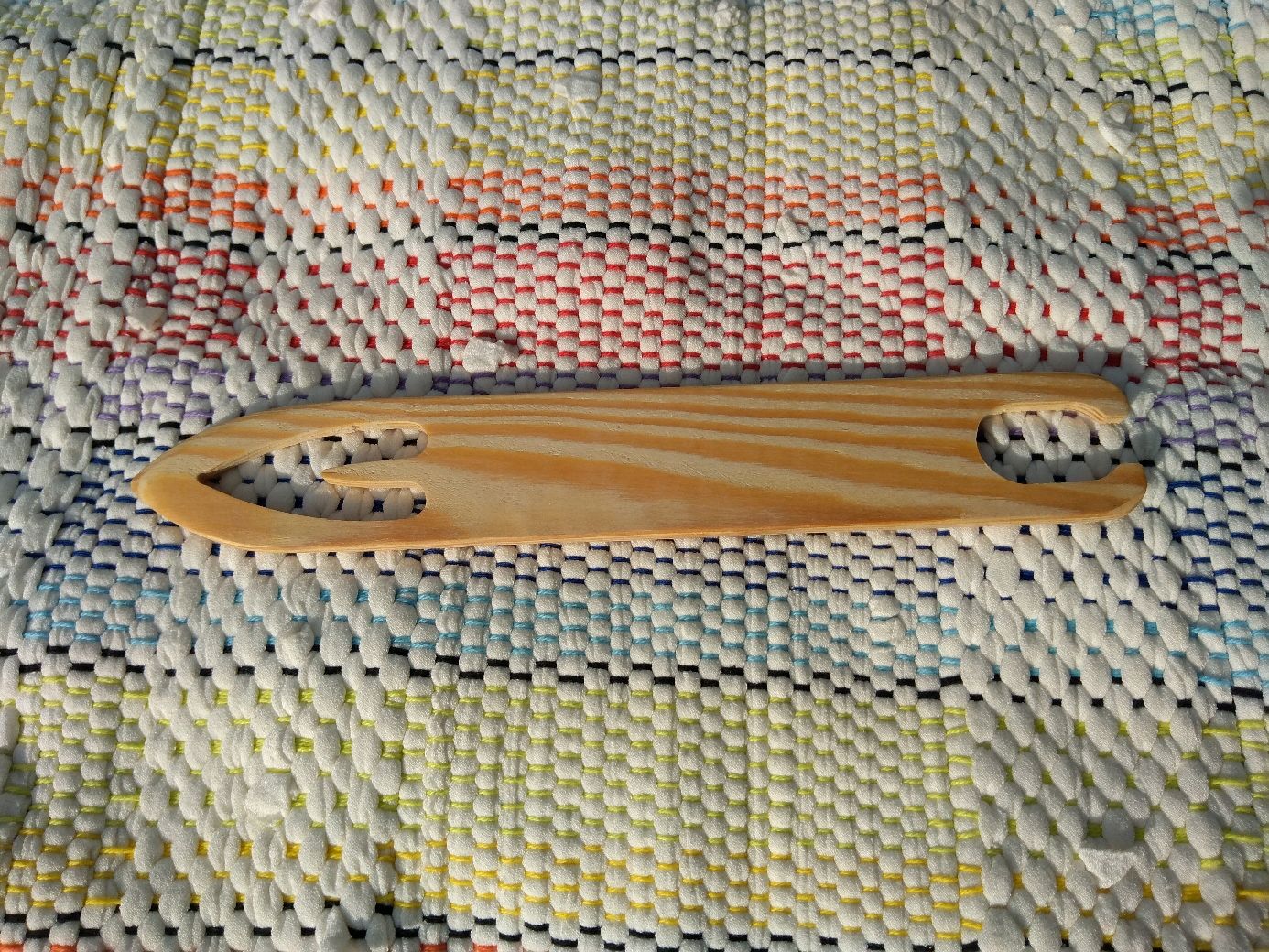 Челнок для вязания гамака
