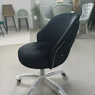 кресло офисное ручной работы