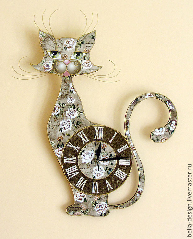 Часы кис. Керамические часы настенные. Настенные часы керамические коты. Глиняные часы настенные кошка. Часы из глины настенные керамические.