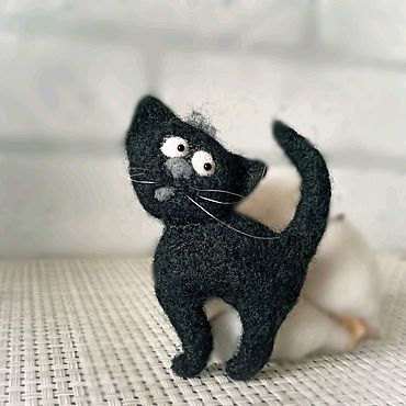 Украшения ручной работы. Ярмарка Мастеров - ручная работа Брошь Чёрный котик Кошка из шерсти, сухое валяние.. Handmade.