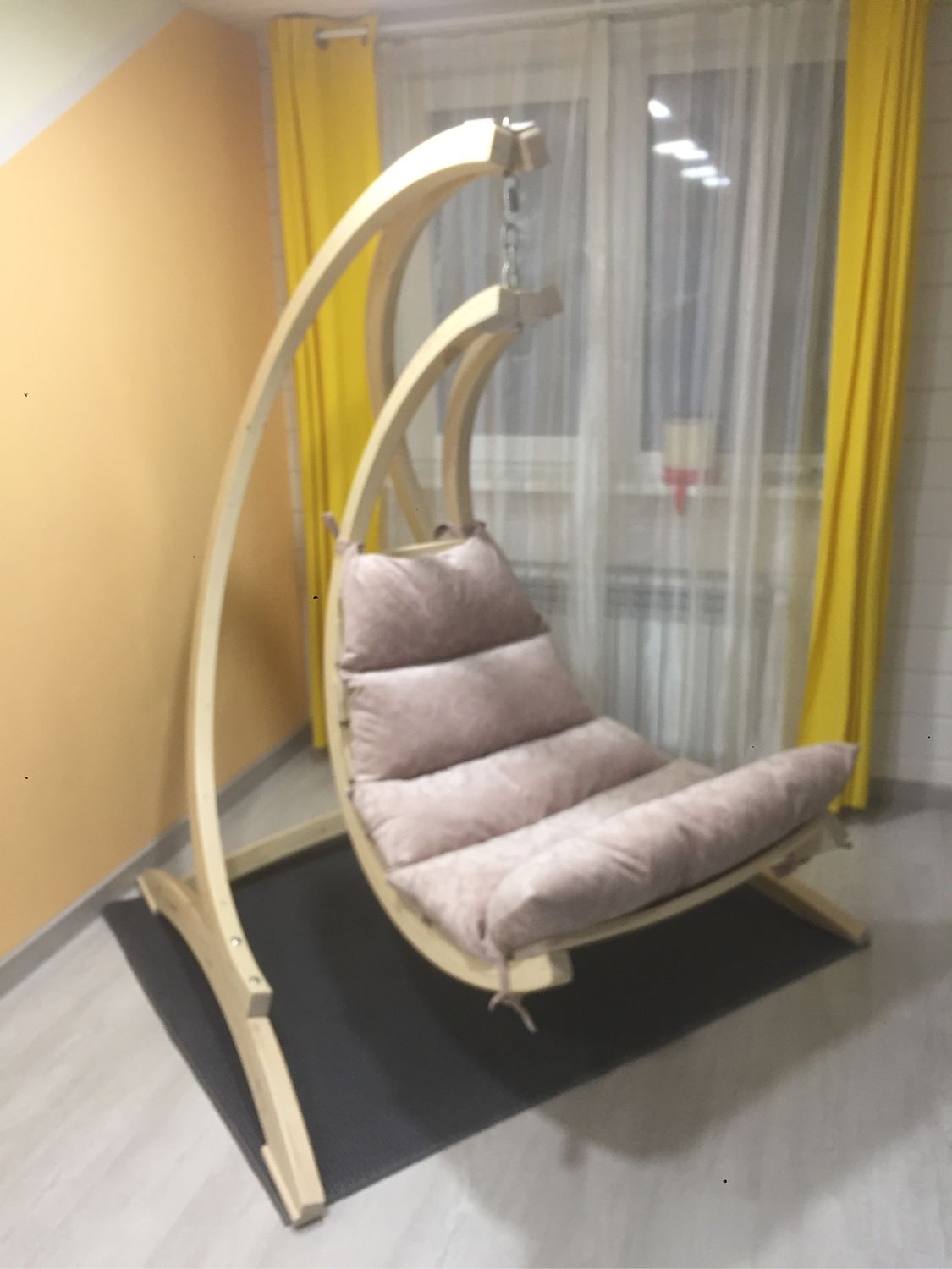Кресло-кровать качель