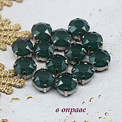 Материалы для творчества handmade. Livemaster - original item 10 mm Emerald lacquer rhinestones. Handmade.