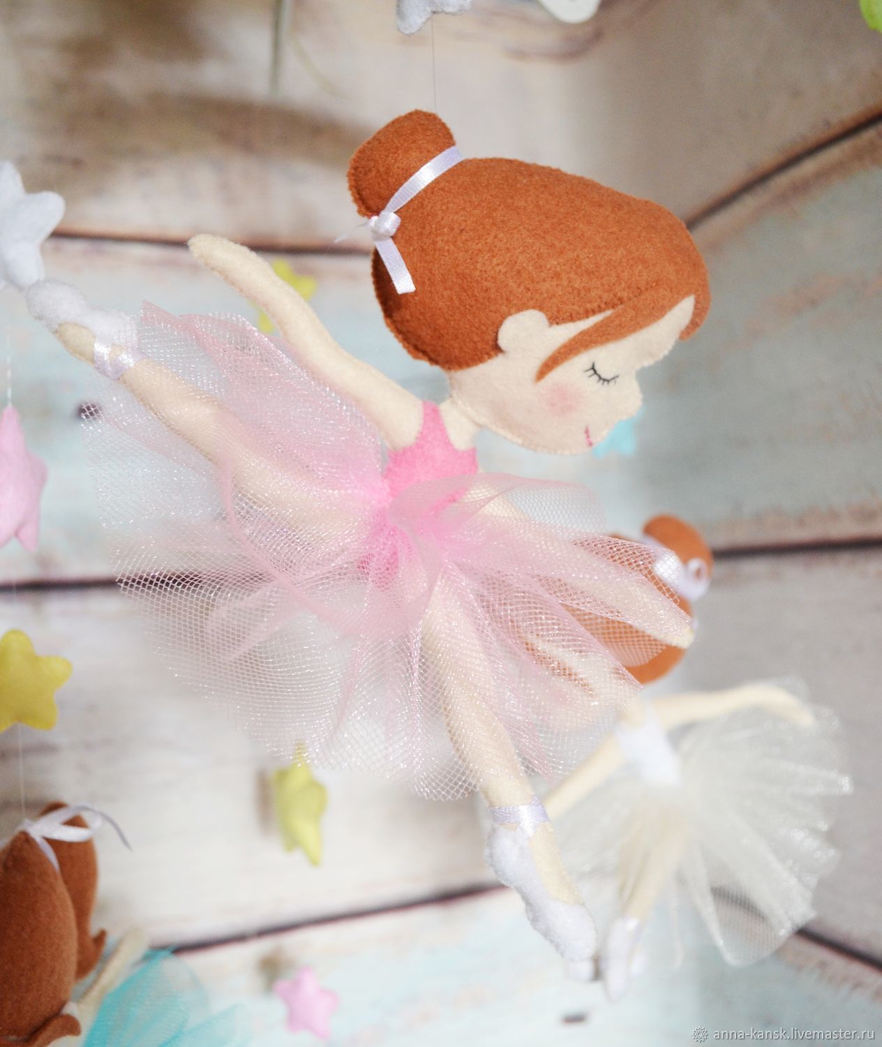 Baby girl mobile with ballerina, pink nursery decorations, мобиль из фетра с балериной