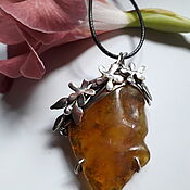 Украшения handmade. Livemaster - original item Amber brooch - Medunitsa pendant, Baltic amber. Handmade.