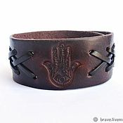 Men's bracelet made of genuine leather and stainless steel rhombus