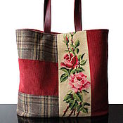 Сумки и аксессуары handmade. Livemaster - original item shopper: Burgundy Bag with Vintage Rose embroidery. Handmade.