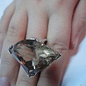 The Unique Opal Ring