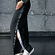 Брюки женские широкие на кнопках, черные летние брюки с лампасами. Брюки. Лариса дизайнерская одежда и подарки (EnigmaStyle). Интернет-магазин Ярмарка Мастеров.  Фото №2