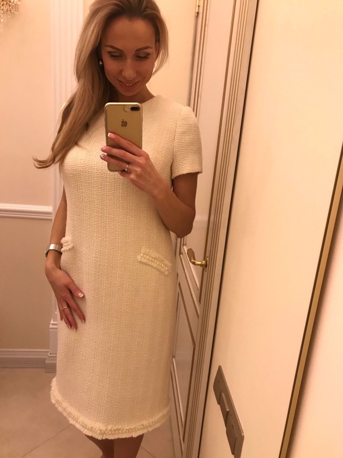 Купить Платье из твида шанель ниже колена в Новосибирске в ШоуРуме  платьев по выгодной цене