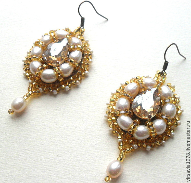 Серьги вышитые бисером – купить в интернет-магазине на Ярмарке Мастеров ...