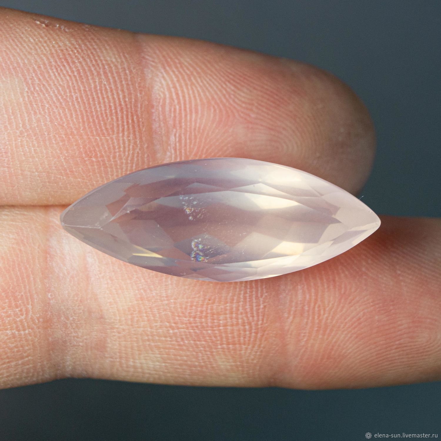 Кварц розовый 31,4х12,3х10,5 / 21,65 карат натуральный / природный ...