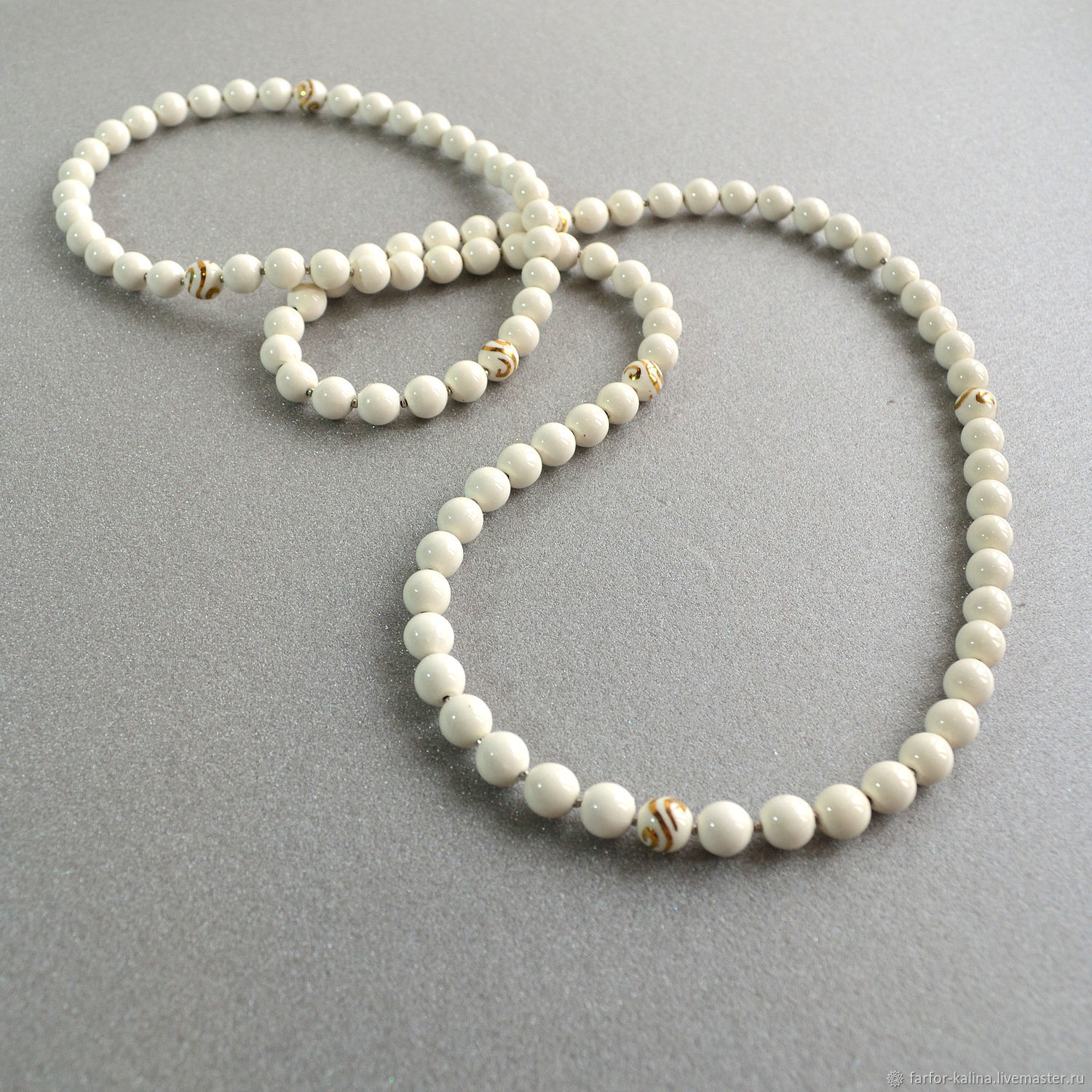 Бусы: Белые с золочеными бусинами в интернет-магазине на Ярмарке ...