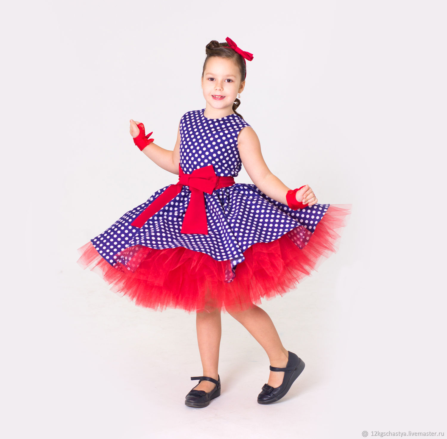 Красивое платье для ребенка в стиле Стиляги