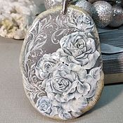 Украшения handmade. Livemaster - original item Pendant with lacquer miniature Roses white flowers painting on stone. Handmade.