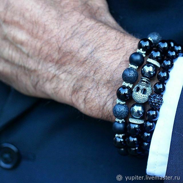 Мужские браслеты из камней натуральных на руку