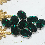 Материалы для творчества handmade. Livemaster - original item Rhinestones oval 14/10 mm Green Emerald in a frame. Handmade.