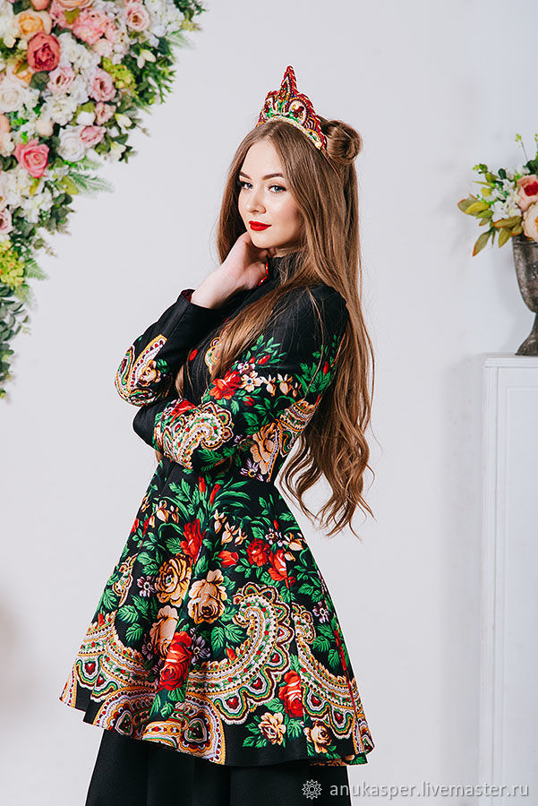 Платье-плащ "Боярыня" на заказ в интернет-магазине Ярмарка Мастеров по ...