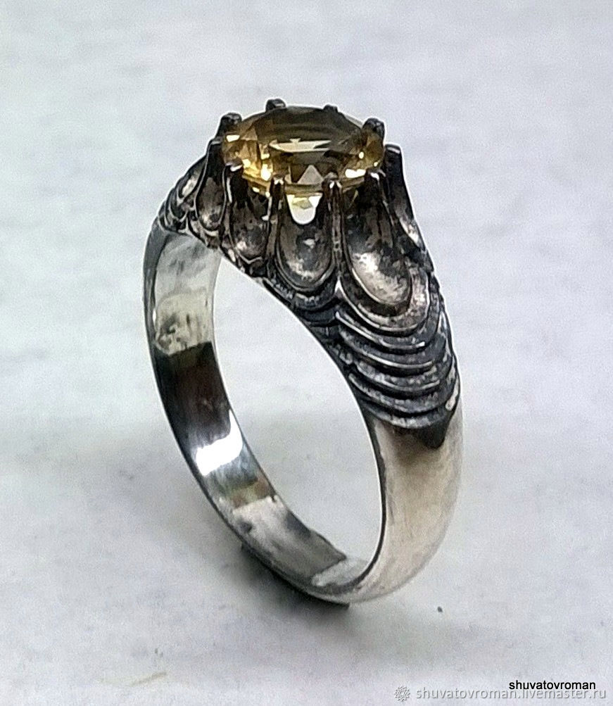Старинное серебряное кольцо