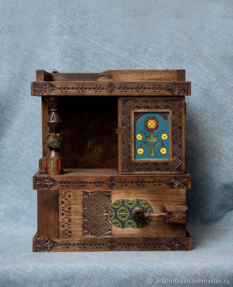 Абрамцевский шкафчик с колонкой в интернет-магазине на Ярмарке Мастеров ...