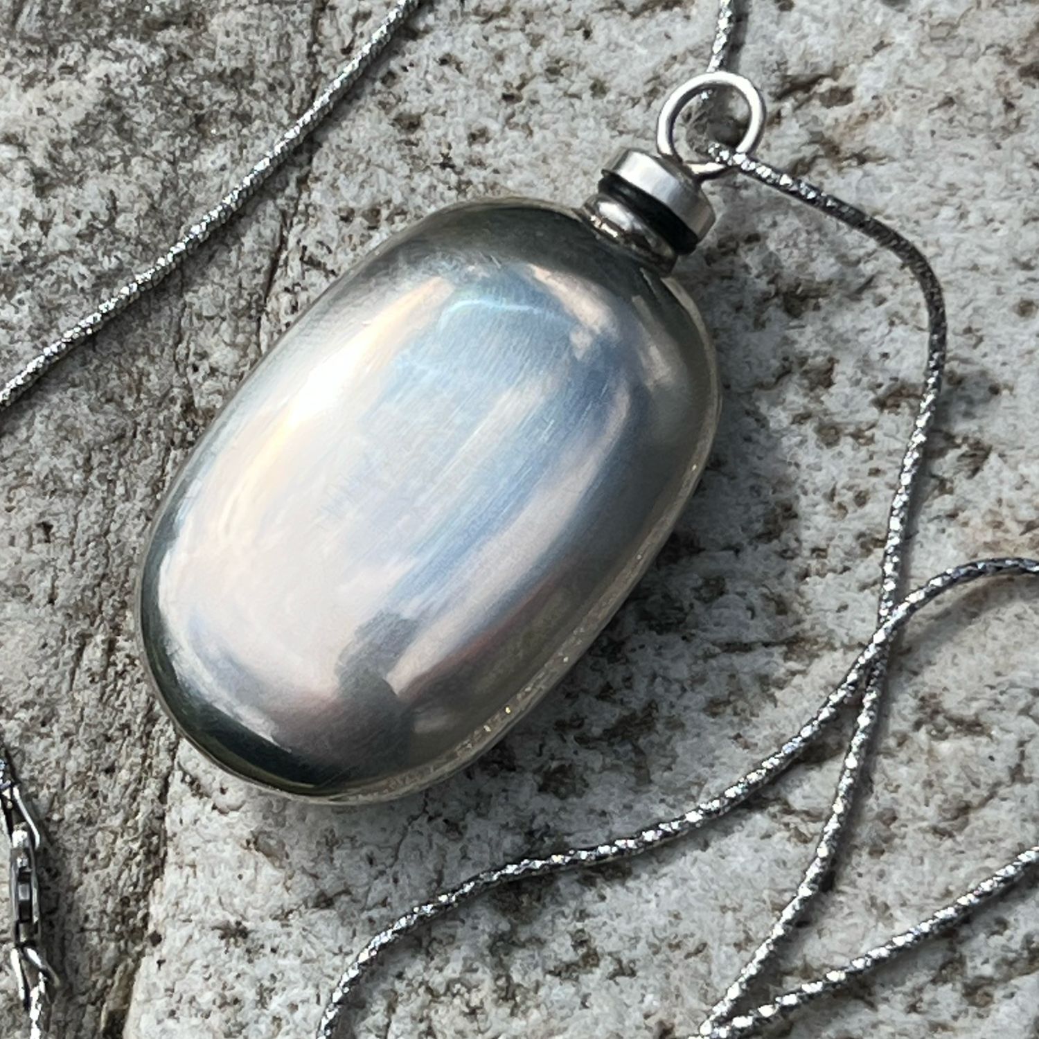 Винтаж: Серебряный флакон-кулон, 800, 925 проба, винтаж купить в ...