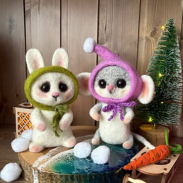 Куклы и игрушки ручной работы. Ярмарка Мастеров - ручная работа Игрушки в шапках. Зайка в шапке. Мышка в шапке. Игрушки из шерсти.. Handmade.