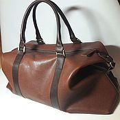 Leather bag with wooden sides