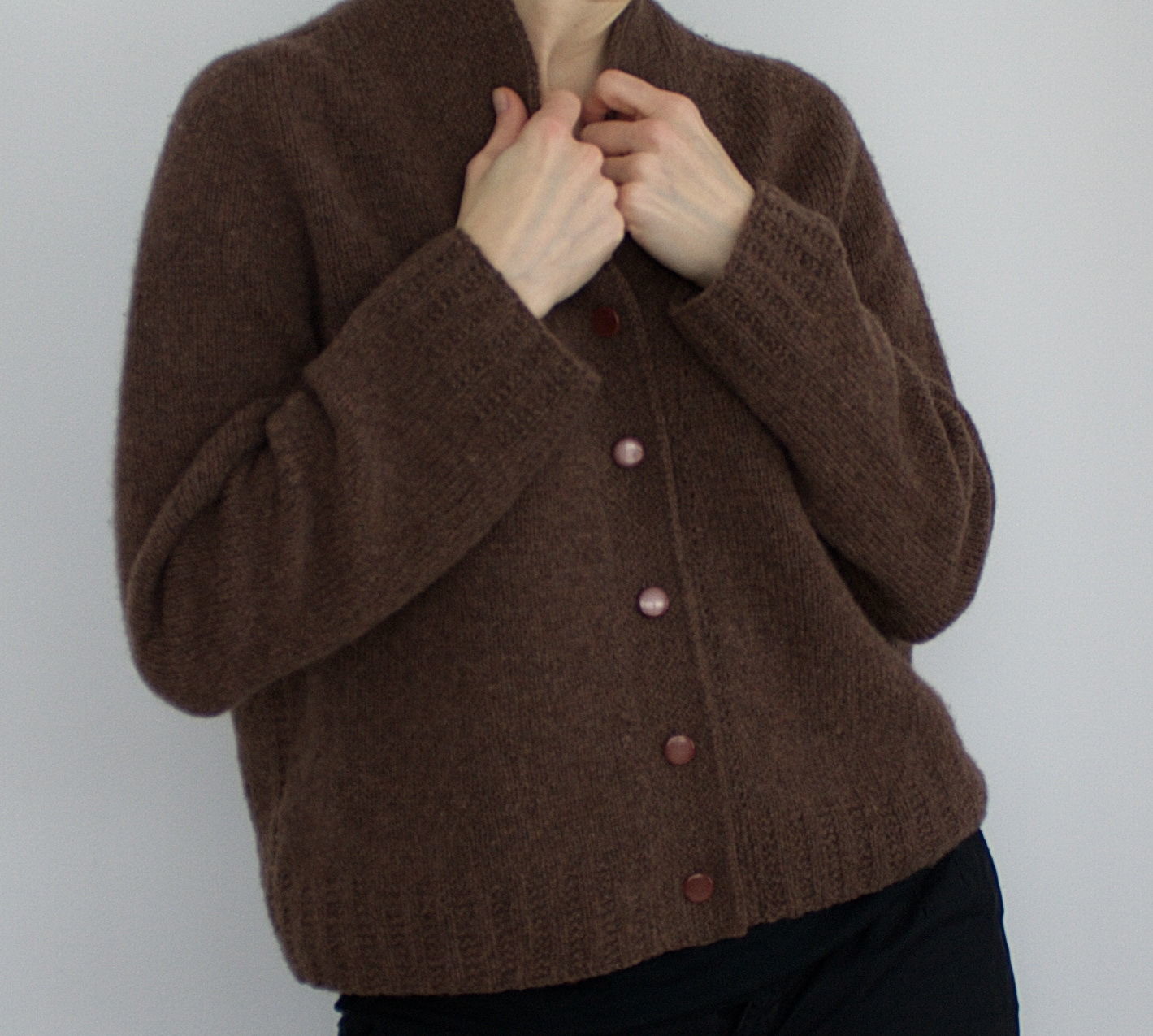 Кофта коричневая вязаная "Прага" кардиган жакет кофейный в интернет ...