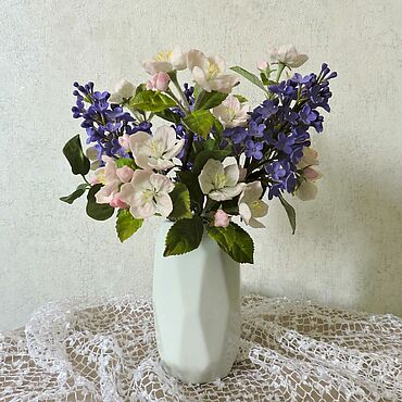 Цветы и флористика ручной работы. Ярмарка Мастеров - ручная работа Букет в вазе "Яблоня и Сирень". Handmade.