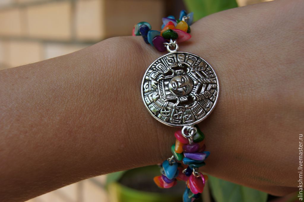 Браслет Майя. Браслет Майя мужской. Оберегающие браслеты Майя. Перламутровая крошка в браслетах