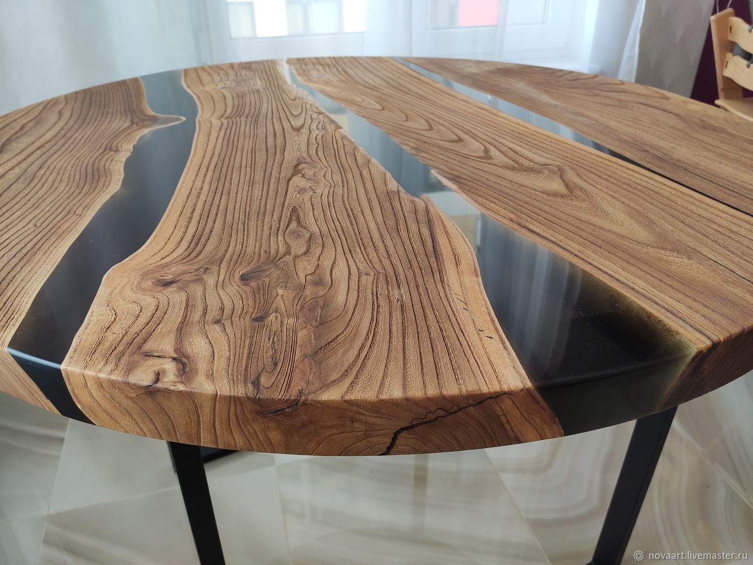 Пивной стол из дерева