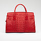 Вместительная женская сумка из кожи крокодила красного цвета. Классическая сумка. PREMIUM GOODS сумки из крокодила. Интернет-магазин Ярмарка Мастеров.  Фото №2