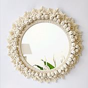 Декоративное настенное панно Листья/Перья в технике макраме