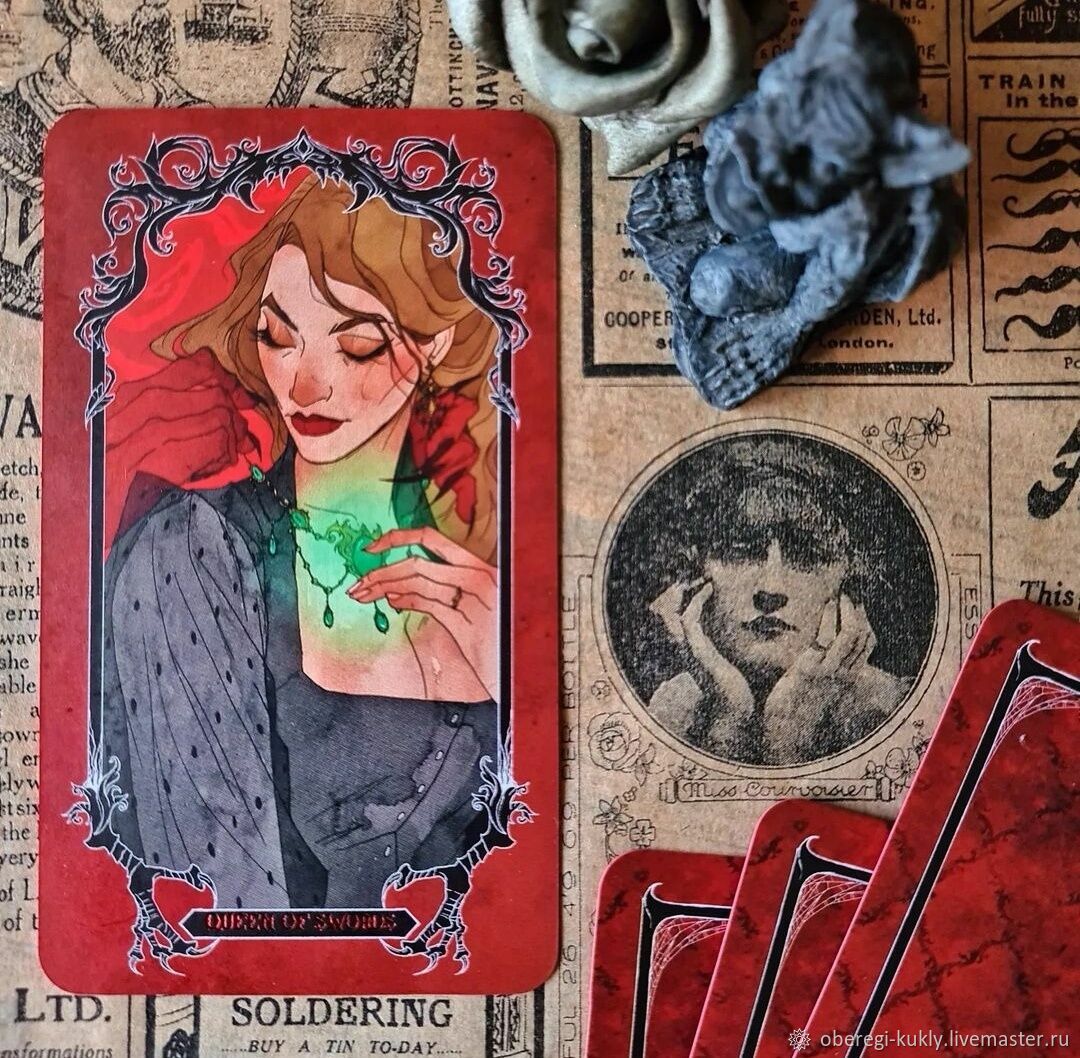 таро ужасов эбигейл ларсон. таро соло буско. карты таро ужастик. таро ужасов. Horror tarot.