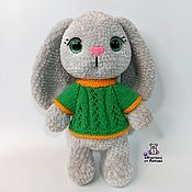 Мягкая игрушка зайчик связанный из велюровой пряжи игрушка кролик
