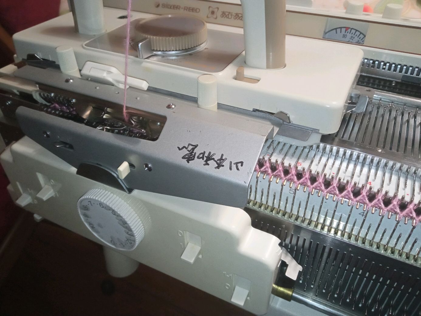 Silver Reed(Новая!) SK-560/LC-560/SRJ-70/AC-5/AG-50 Вяжет автономно ...