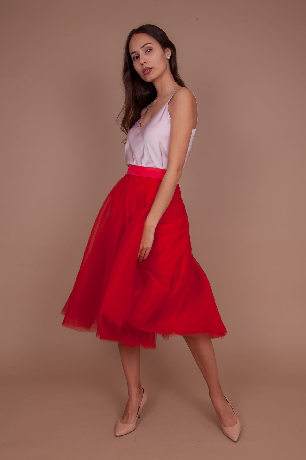 Красная фатиновая юбка