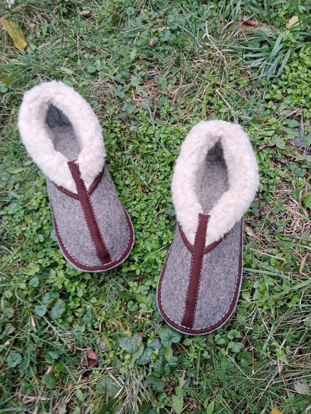 Чуни из овечьей шерсти на подошве в интернет-магазине Ярмарка Мастеров ...
