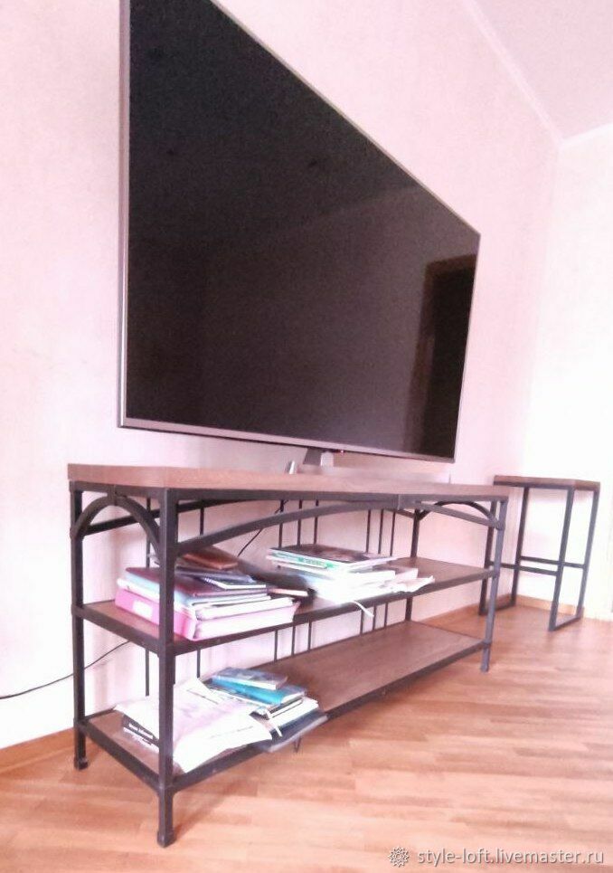 Винтажная консоль под ТВ в стиле лофт купить в интернет-магазине ...