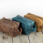 Сумки и аксессуары handmade. Livemaster - original item Men`s dressing case made of genuine leather large cosmetic bag. Handmade.