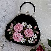 Бархатная сумочка с фермуаром "Розовые грезы"