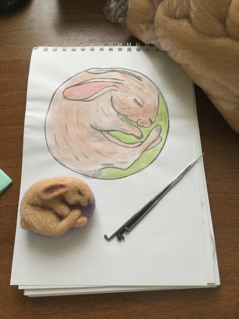 иногда рисую, а потом делаю по рисунку)