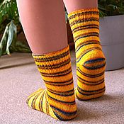 Аксессуары handmade. Livemaster - original item Knitted socks yellow rainbow 24 cm foot warm wool striped. Handmade.