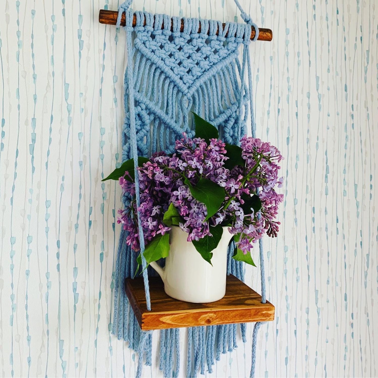 Кашпо-полочка для цветов купить в интернет-магазине Ярмарка Мастеров по ...