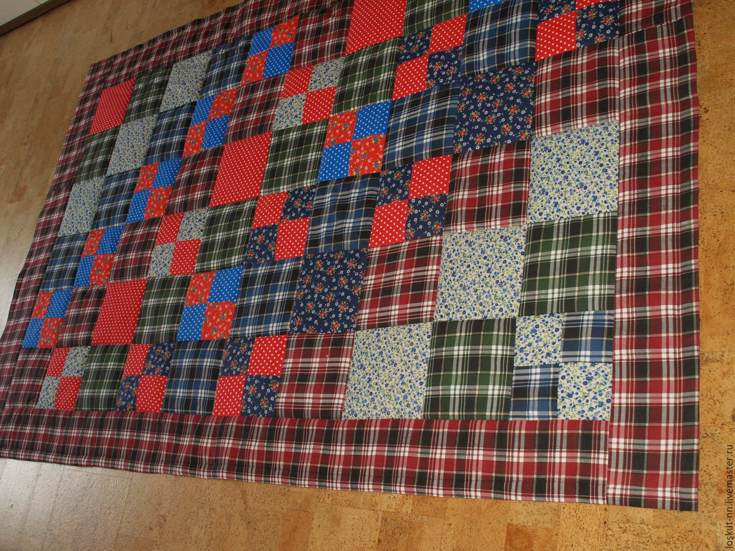 Шитье в клетку. Лоскутное одеяло в клетку. Пэчворк одеяло. Лоскутный плед. Пэчворк курпе.