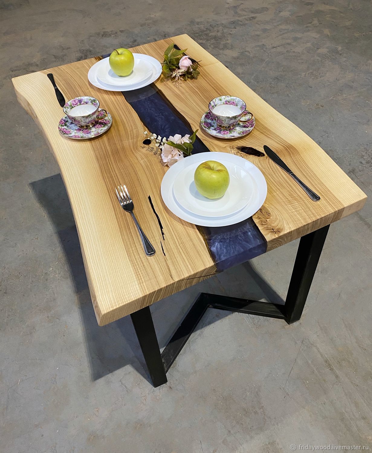 Стол из дерева с эпоксидной смолой – заказать на Ярмарке Мастеров ...