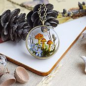 Украшения ручной работы. Ярмарка Мастеров - ручная работа Pendant with mushrooms. Forest resin pendant with real moss and mushrooms. Handmade.