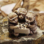 Для дома и интерьера handmade. Livemaster - original item Monkeys playing Go - netsuke carved from bone. Handmade.