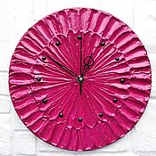 Для дома и интерьера handmade. Livemaster - original item Fuchsia Wall Clock with Texture. Handmade.