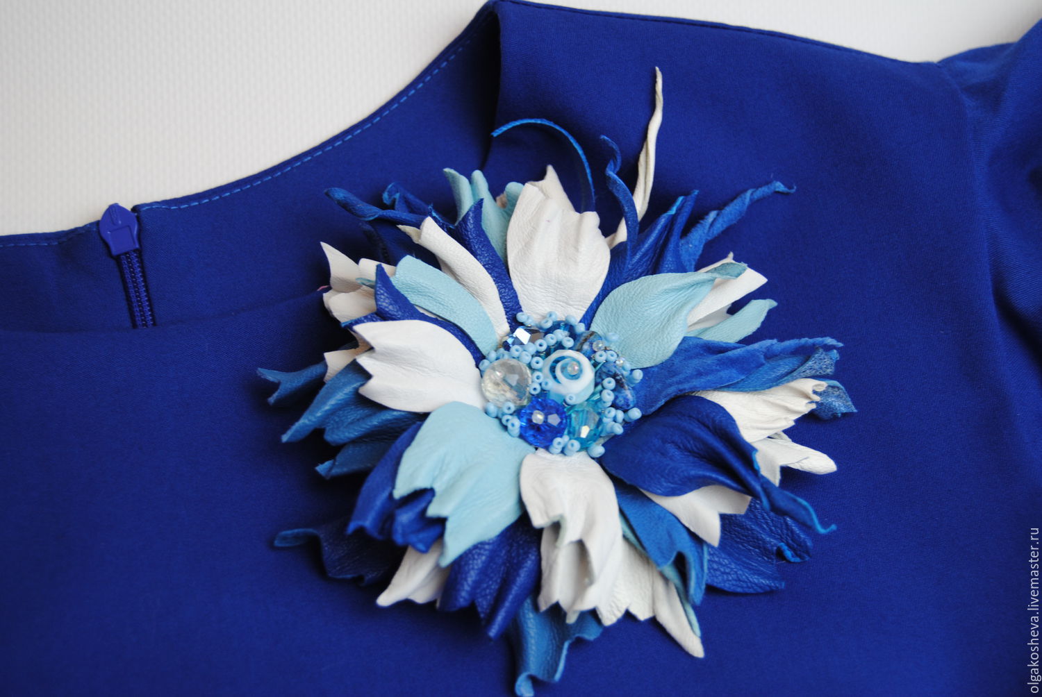 Цветы из ткани для украшения платья
